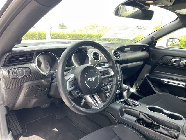 2022 Ford Mustang EcoBoost