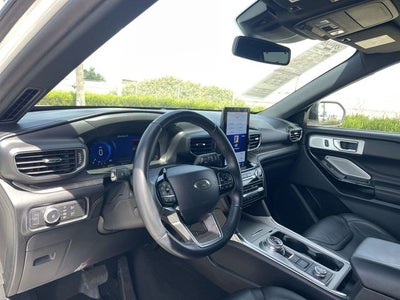 2022 Ford Explorer Platinum