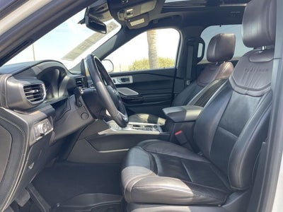 2022 Ford Explorer Platinum