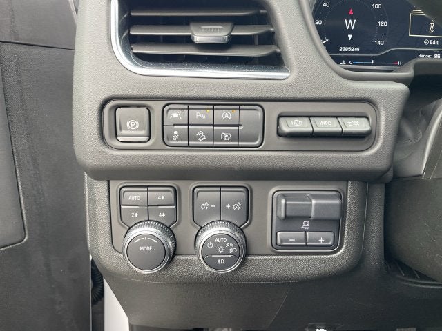 2024 GMC Yukon XL AT4