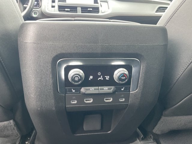 2024 GMC Yukon XL AT4
