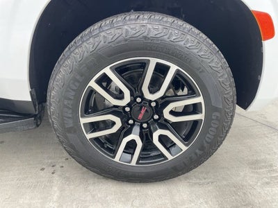 2024 GMC Yukon XL AT4
