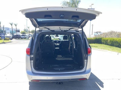 2018 Chrysler Pacifica Touring L Plus