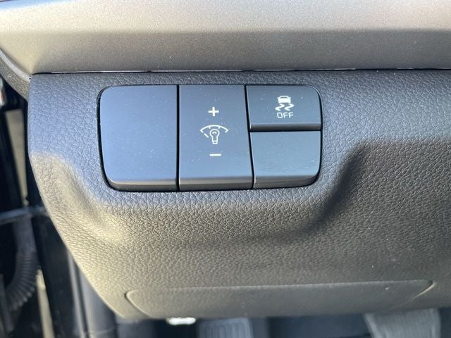 2023 Kia Rio LX