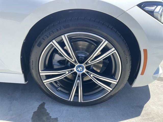 2023 BMW 3 Series 330e iPerformance