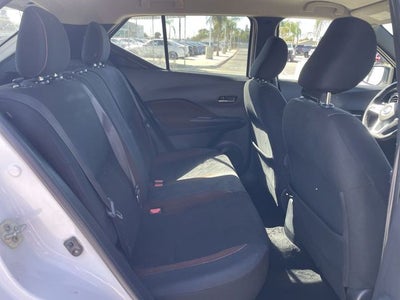 2019 Nissan Kicks SR