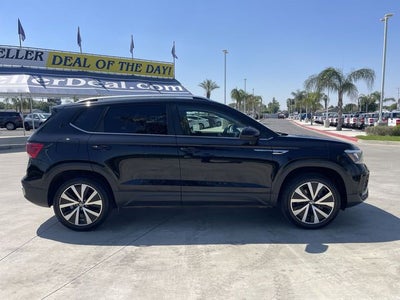 2022 Volkswagen Taos 1.5T SE