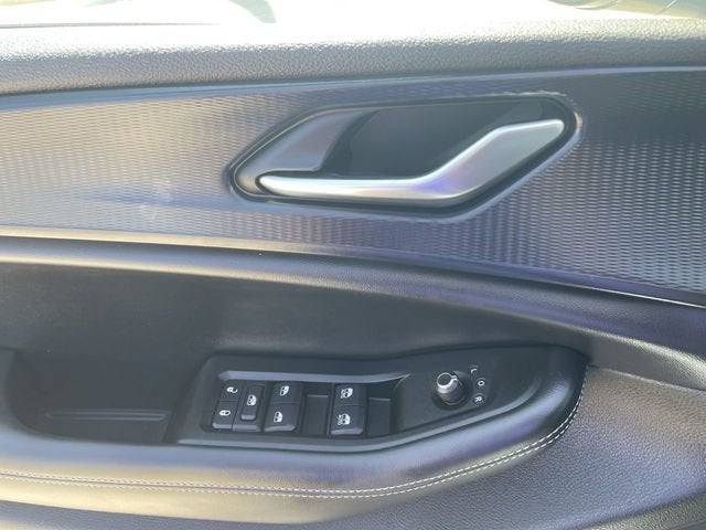 2025 Jeep Grand Cherokee L Altitude 4x4
