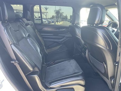 2025 Jeep Grand Cherokee L Altitude 4x4