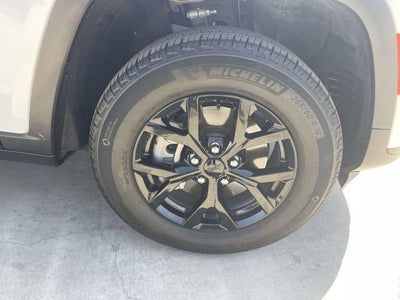 2025 Jeep Grand Cherokee L Altitude 4x4