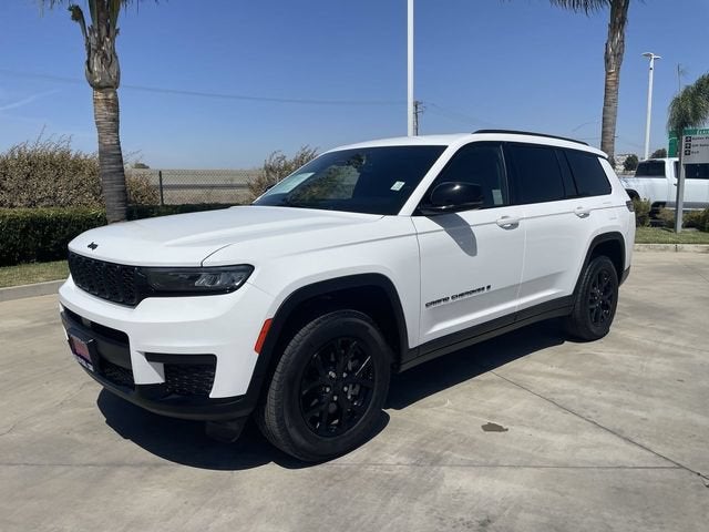 2025 Jeep Grand Cherokee L Altitude 4x4