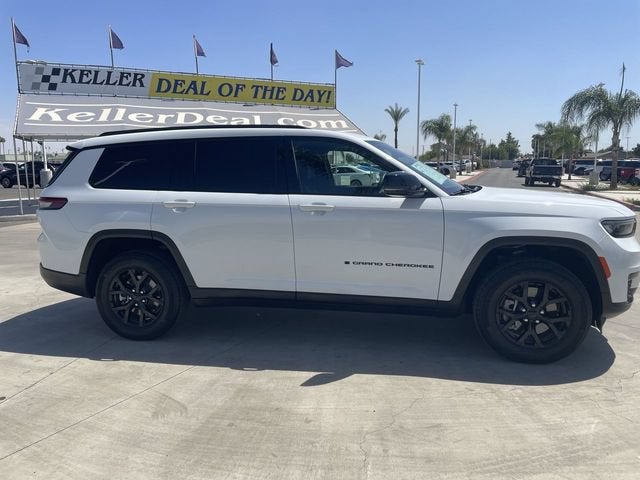 2025 Jeep Grand Cherokee L Altitude 4x4