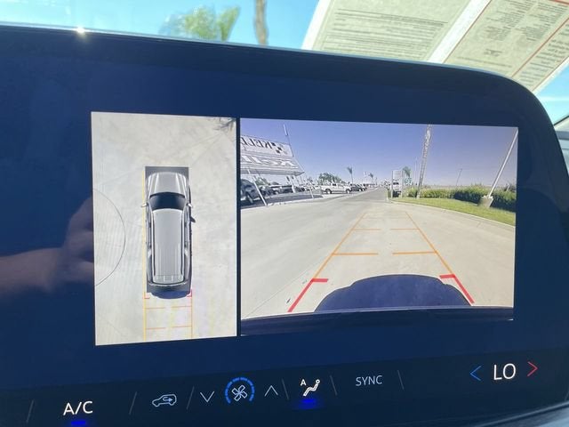 2025 Chevrolet Suburban LS