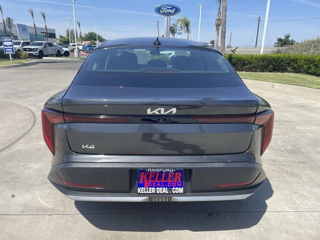 2025 Kia K4 LXS