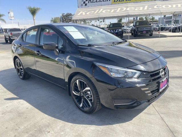 2025 Nissan Versa SR