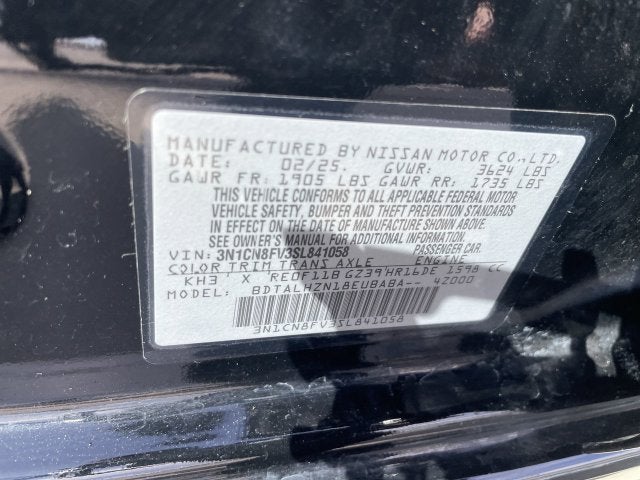 2025 Nissan Versa SR