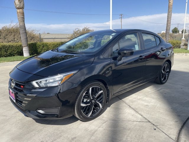 2025 Nissan Versa SR