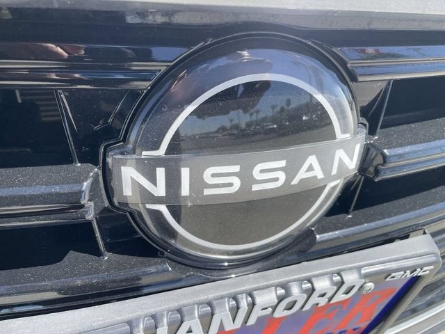 2024 Nissan Versa SR
