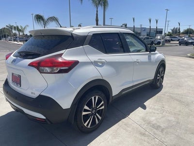 2020 Nissan Kicks SR Xtronic CVT