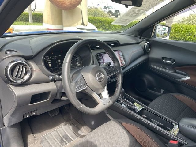 2023 Nissan Kicks SR