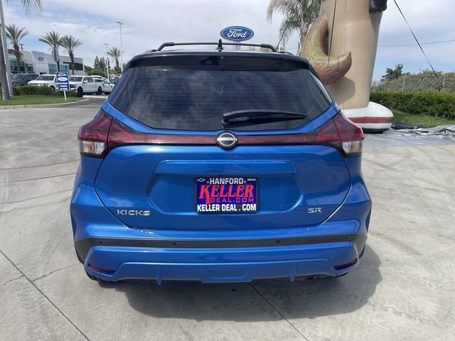 2023 Nissan Kicks SR