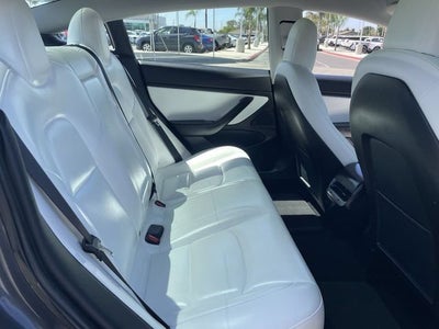2019 Tesla Model 3 Mid Range