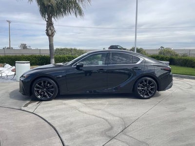2025 Lexus IS 300 F SPORT Design