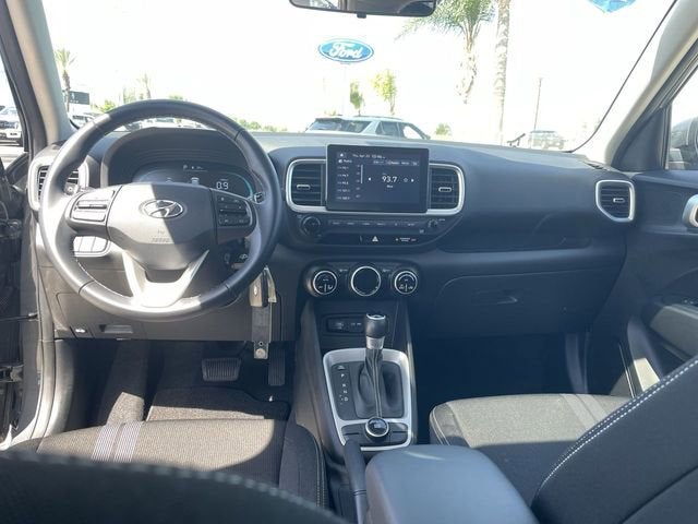 2023 Hyundai Venue SEL