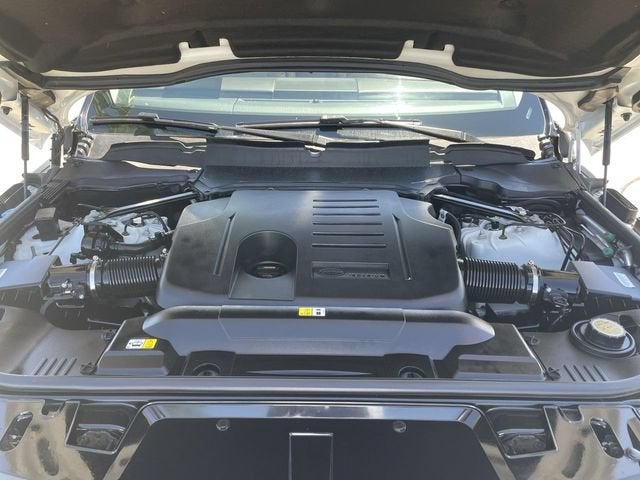 2022 Land Rover Range Rover Sport HSE Silver Edition